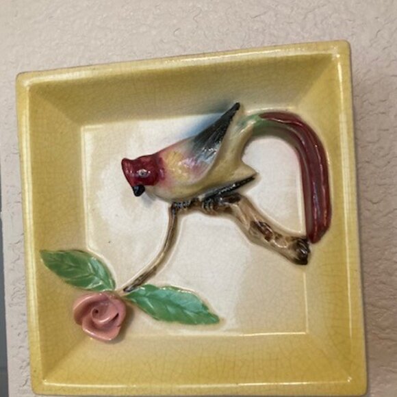 River Thames Ceramics Wall Pocket with Bird & Rose - Picture 2 of 7